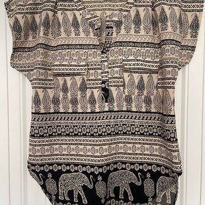 Live 4 Truth Black and Cream Patterned Top